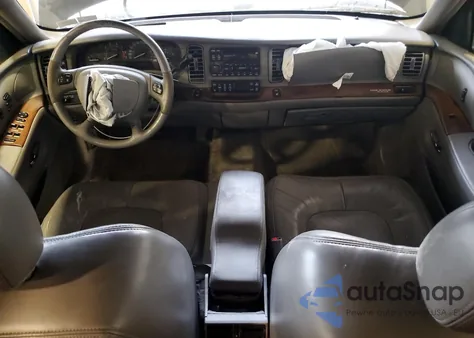 2000 Buick Park Avenue from USA, damaged, VIN 1G4CW54K1Y4296201